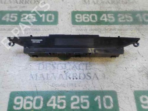 Used Display monitor Display monitor KIA CEE'D (JD) 1.4 CVVT (100 hp) 6046435 6046435