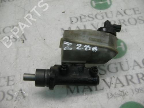 Used Brake master cylinder Brake master cylinder RENAULT MEGANE I Coach (DA0/1_) 1.6 e (DA0F) (90 hp) 3765438 3765438