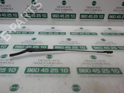 Used Front windshield wiper arm Front windshield wiper arm SKODA FABIA III (NJ3) 1.0 (75 hp) 3874390 3874390
