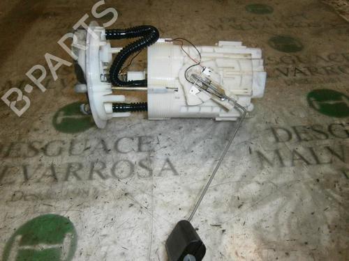 Used Fuel pump Fuel pump RENAULT MEGANE II Saloon (LM0/1_) 1.5 dCi (LM02, LM13, LM2A) (101 hp) 3789555 3789555
