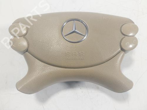 Used Driver airbag MERCEDES-BENZ CLS (C219) CLS 320 CDI (219.322) (224 hp) 16903282