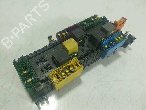 Used Fuse box Fuse box MERCEDES-BENZ GLE (W166) 400 4-matic (166.056) (333 hp) 21380963 21380963
