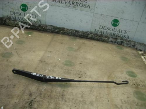 Used Front windshield wiper arm Front windshield wiper arm 3765340 3765340