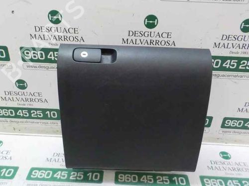 Used Glove box VW TIGUAN (5N_) 2.0 TDI (140 hp) 5783488