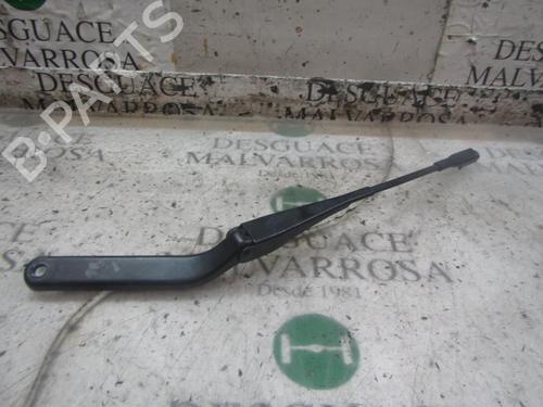 Used Front windshield wiper arm Front windshield wiper arm BMW 1 (E87) 116 i (115 hp) 3822866 3822866