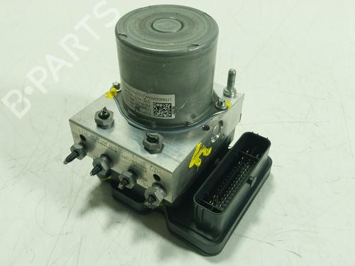 Used ABS pump MERCEDES-BENZ CLA Shooting Brake (X118) CLA 200 (118.687) (163 hp) 28287881