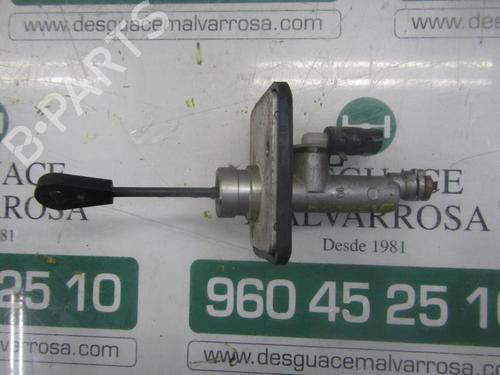 Used Clutch slave cylinder HYUNDAI i30 (FD) 1.6 CRDi (116 hp) 14281549
