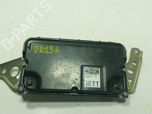 Calculateur moteur (ecu) TOYOTA YARIS (_P13_) 1.5 (NSP131_) (112 hp) 28213787