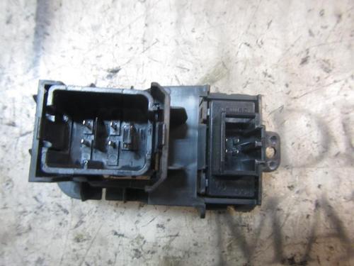 Warning switch SEAT LEON (1P1) | BP3841068I22