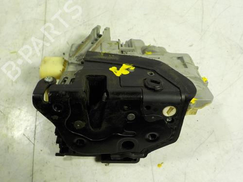 Høyre bak lås VW PASSAT B6 Variant (3C5) 1.9 TDI (105 hp) 8184941