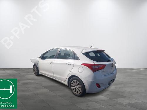 Armrest / Center console HYUNDAI i30 (GD) 1.4 CRDi | BP19647950I20 