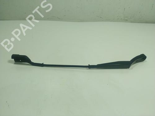 Used Front windshield wiper arm Front windshield wiper arm 18893206 18893206