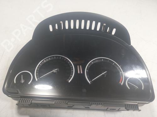 Used Instrument cluster BMW 5 (F10) 520 d (163 hp) 17462647
