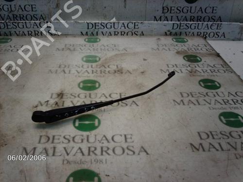 front-wipers-mechanism-nissan-trade-van-1996-1997-1998-1999-2000-2001-3738997 main image