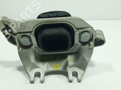 engine-mount-renault-arkana-i-lcm_-ldn_-2019-33057712 main image