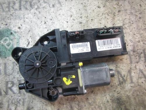 Used Left front window motor Left front window motor RENAULT MEGANE III Hatchback (BZ0/1_, B3_) 1.5 dCi (106 hp) 3835646 3835646
