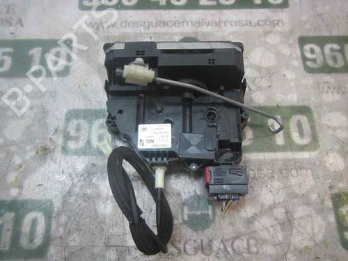 Høyre foran lås OPEL CORSA E (X15) 1.4 (08, 68) (90 hp) 4001813