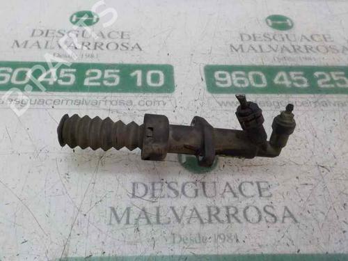 Used Clutch slave cylinder Clutch slave cylinder FIAT SCUDO Bus (270_, 272_) 2.0 D Multijet (120 hp) 14283364 14283364
