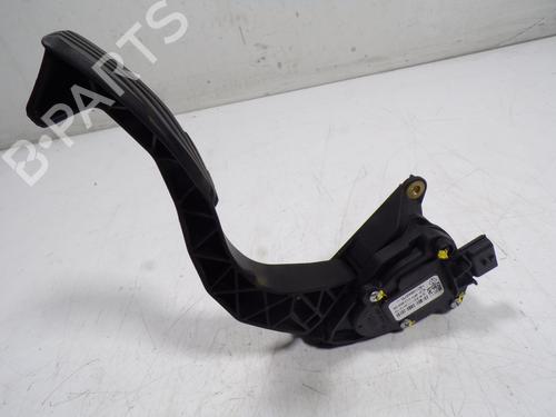 pedal-renault-clio-v-b7_-6pv01290203-2019-15064751 main image