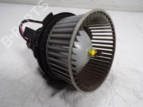 Used Heater blower motor Heater blower motor PORSCHE MACAN (95B) 2.0 (245 hp) 15195532 15195532