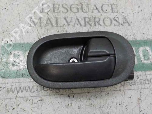 Høyre foran invendig håndtak MITSUBISHI COLT VI (Z3_A, Z2_A) [2002-2012]  4385445