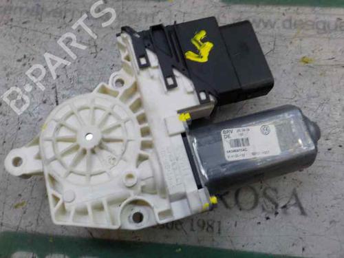 Portierruitmotor rechtsachter VW GOLF VI (5K1) 1.6 TDI (105 hp) 5319820