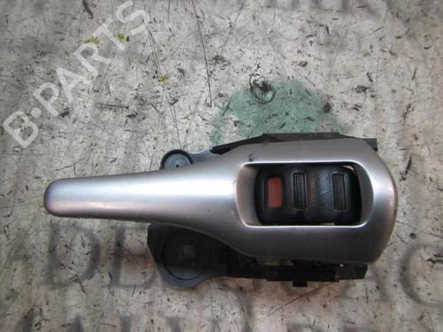 Used Front right interior door handle Front right interior door handle TOYOTA VERSO (_R2_) 2.0 D-4D (AUR20_, AUR20R) (126 hp) 3834596 3834596