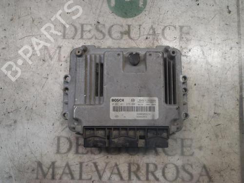 Computer motormanagement RENAULT MEGANE II (BM0/1_, CM0/1_) 1.9 dCi (BM0G, CM0G) (120 hp) 3807371