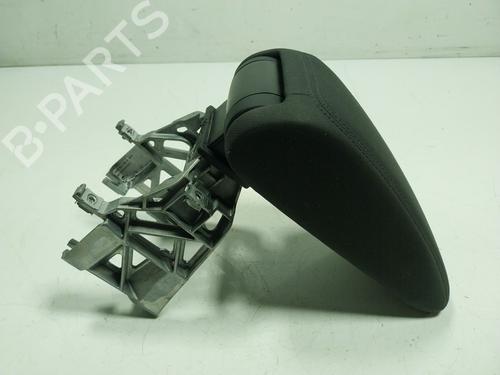 Used Armrest / Center console Armrest / Center console AUDI A3 Sportback (8VA, 8VF) [2012-2021] 19438846 19438846
