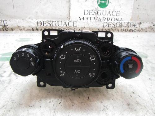 Used Climate control FORD FIESTA VI (CB1, CCN) 1.25 (82 hp) 3822110