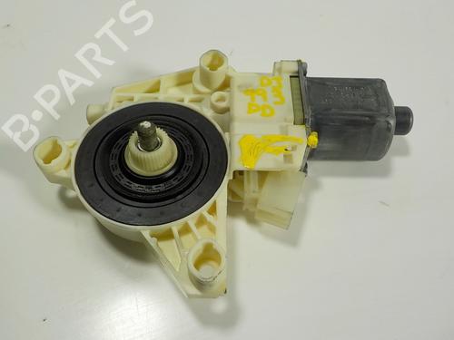 Used Right front window motor MERCEDES-BENZ A-CLASS (W176) [2012-2018]  11192431