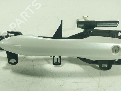 Used Front left exterior door handle TOYOTA YARIS CROSS (MXP_) 1.5 Hybrid (MXPJ11) (131 hp) 32134696