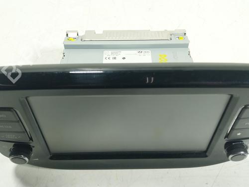 Used Radio Radio HYUNDAI i30 FASTBACK (PDE, PDEN) 1.0 T-GDI (120 hp) 30828776 30828776