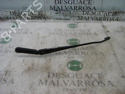 Used Front windshield wiper arm Front windshield wiper arm PEUGEOT PARTNER Box Body/MPV (5_, G_) 1.9 D (69 hp) 3743323 3743323