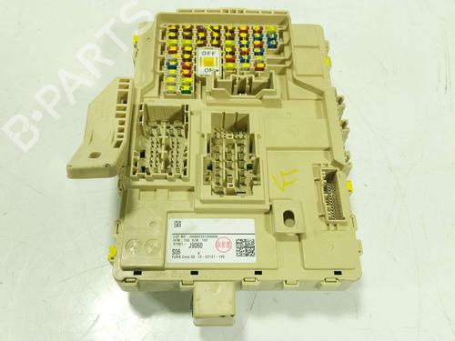 Used Fuse box Fuse box 38546951 38546951