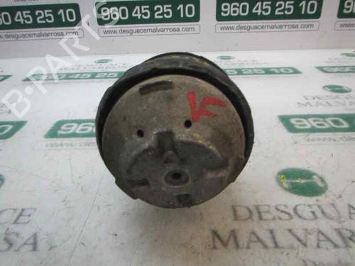 Used Engine mount Engine mount MERCEDES-BENZ SLK (R170) 200 (170.435) (136 hp) 9081665 9081665
