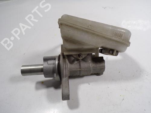 Used Brake master cylinder FORD FIESTA VI (CB1, CCN) [2008-2017]  6975821