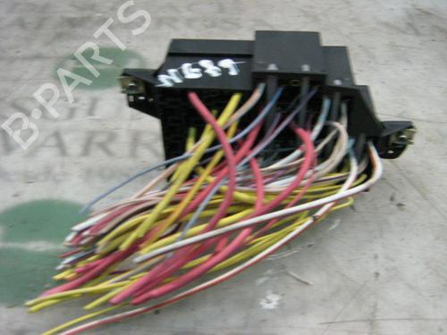 Used Fuse box Fuse box RENAULT CLIO II (BB_, CB_) 1.6 (B/CB0D, BB00) (90 hp) 3736332 3736332