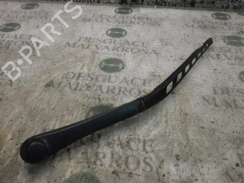 Used Front windshield wiper arm Front windshield wiper arm BMW 5 Touring (E61) 530 d (231 hp) 3756536 3756536