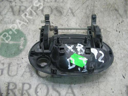 Klamka zewnętrzna drzwi przednich lewych OPEL CORSA C (X01) 1.2 (F08, F68) | BP3749055C128 