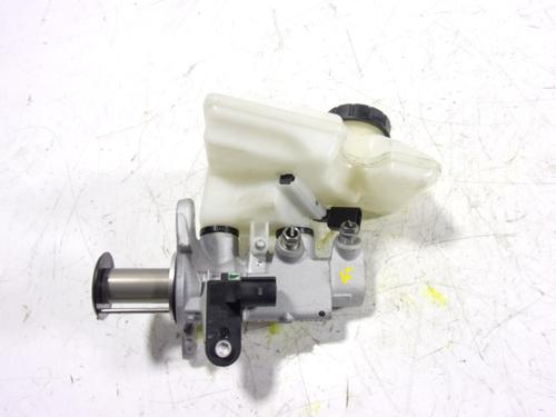 Used Brake master cylinder Brake master cylinder AUDI A1 Sportback (GBA) 35 TFSI (150 hp) 10103054 10103054