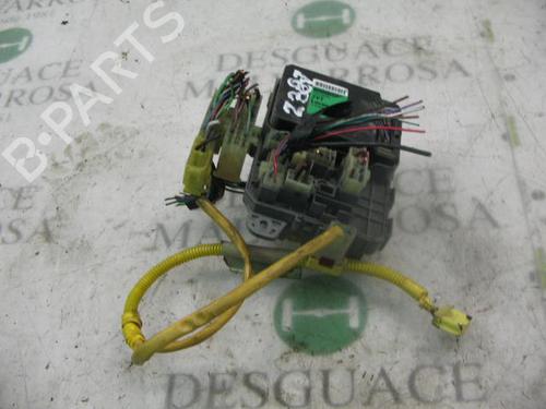 Caja reles / fusibles ROVER 200 II Hatchback (XW)  | BP3735666E1 