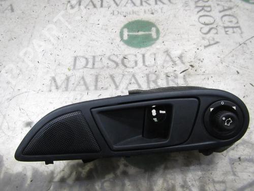 Venstre foran invendig håndtak FORD FIESTA VI (CB1, CCN) 1.4 TDCi (70 hp) 3826799