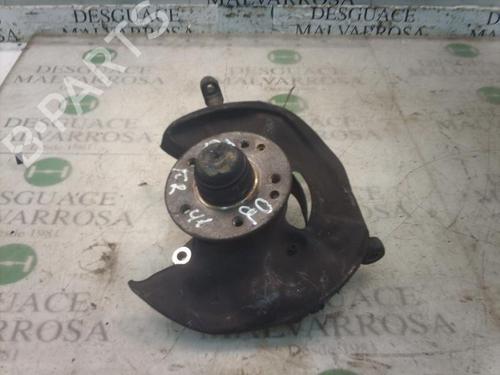Used Left front steering knuckle Left front steering knuckle MERCEDES-BENZ C-CLASS (W202) C 180 (202.018) (122 hp) 3749698 3749698