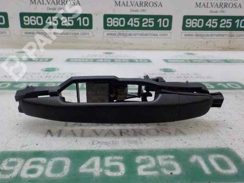 Used Rear right exterior door handle Rear right exterior door handle MERCEDES-BENZ M-CLASS (W163) ML 270 CDI (163.113) (163 hp) 4380410 4380410