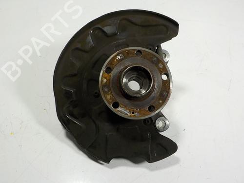 Used Right front steering knuckle SEAT LEON ST (5F8) 2.0 TDI 4Drive (150 hp) 15121570