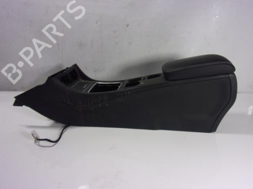 Used Armrest / Center console Armrest / Center console MERCEDES-BENZ A-CLASS (W176) [2012-2018] 10410211 10410211