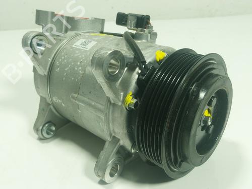 Used AC compressor AC compressor BMW X1 (F48) xDrive 18 d (150 hp) 26592243 26592243