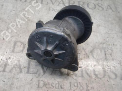 Used Other KIA CARNIVAL II (GQ) [1999-2007]  14268054