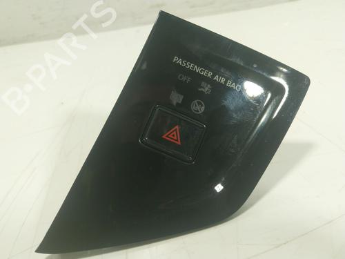Used Warning switch Warning switch VW POLO VI (AW1, BZ1, AE1) [2017-2026] 18474310 18474310